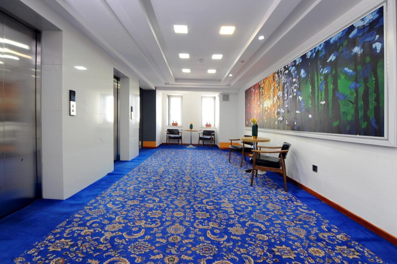 Ub Grand Hotel Ulaanbaatar Exterior photo